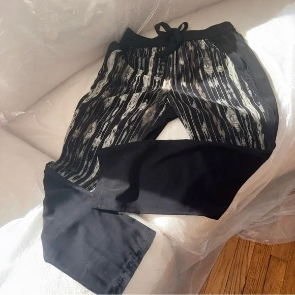 Kenneth Cole Black and Gray Women's Pants - Picture 1 of 5